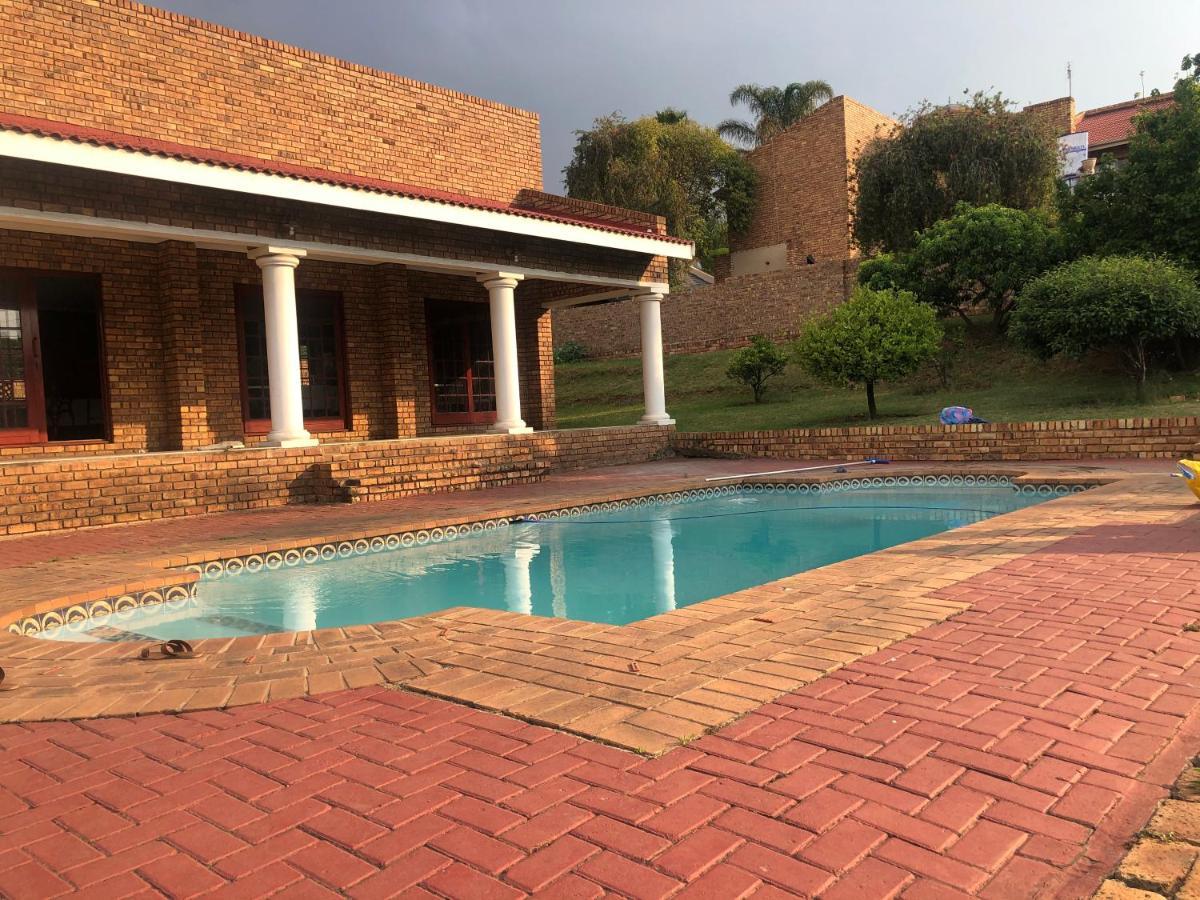 Sunrise Boutique Hotel Witbank Exterior photo