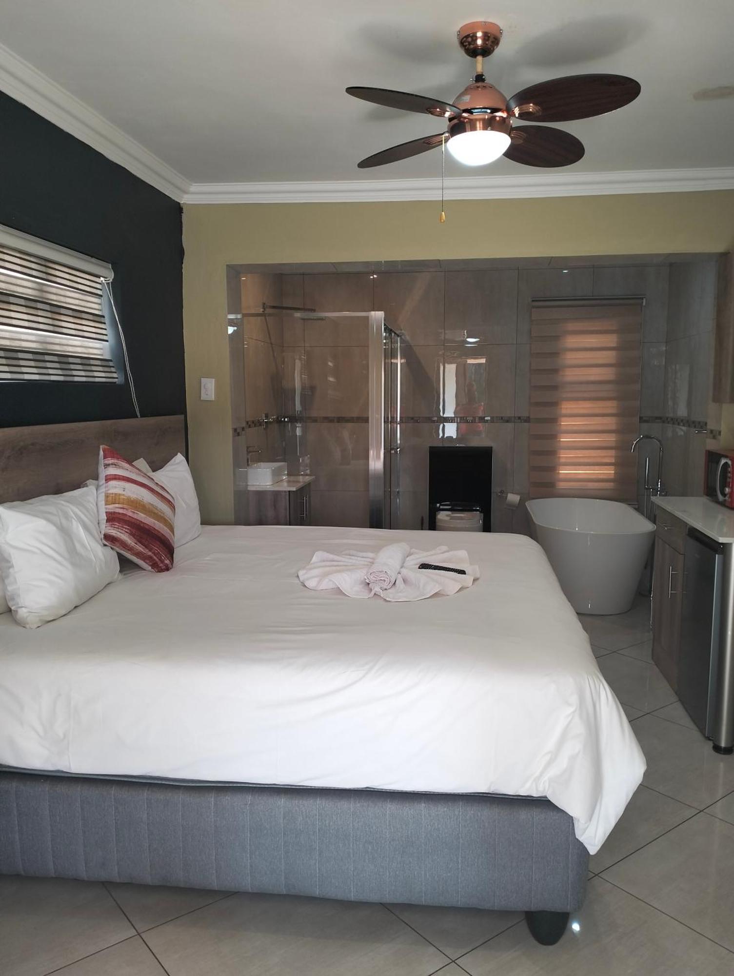 Sunrise Boutique Hotel Witbank Exterior photo
