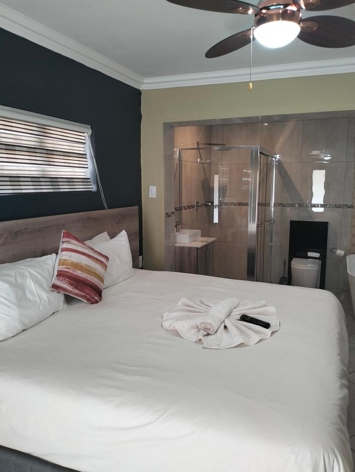 Sunrise Boutique Hotel Witbank Exterior photo