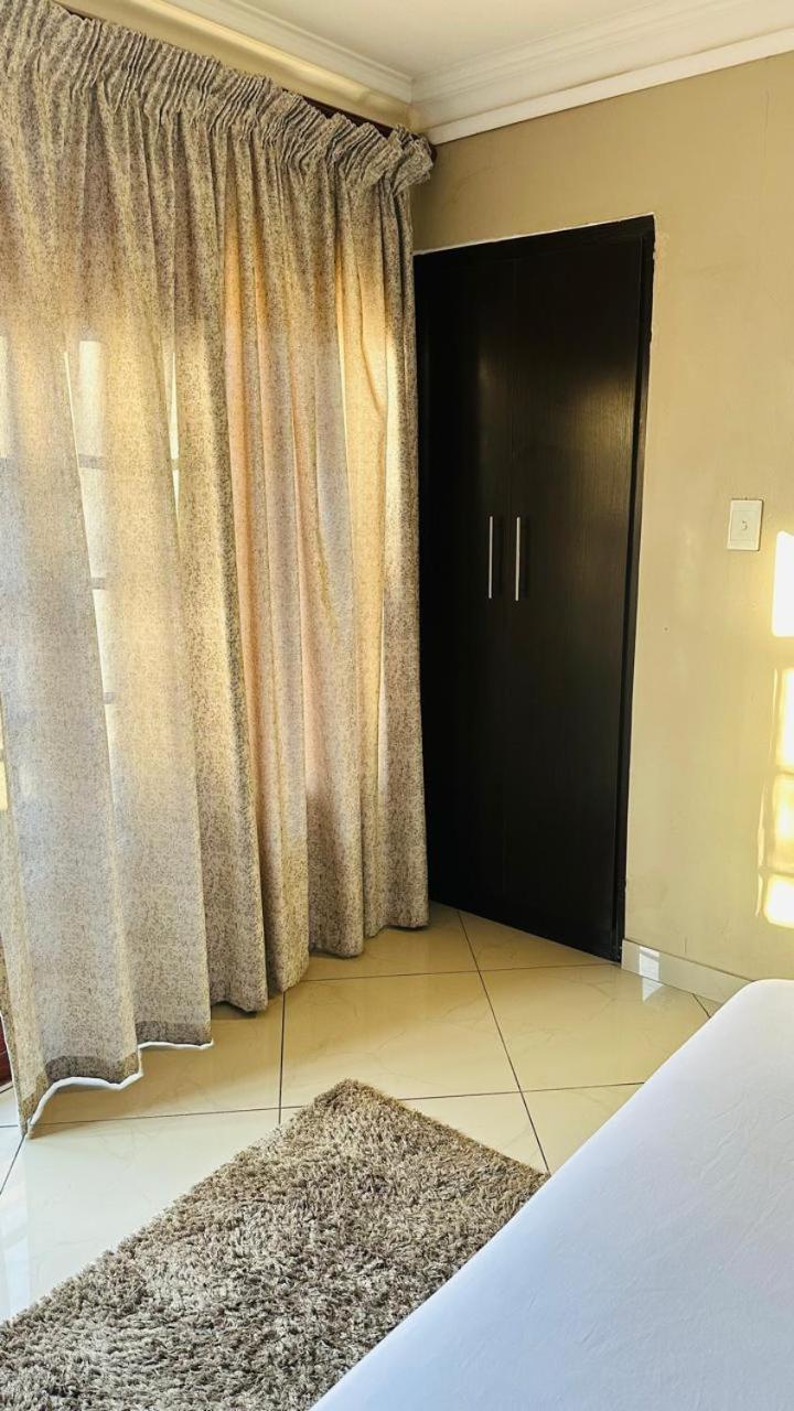 Sunrise Boutique Hotel Witbank Exterior photo
