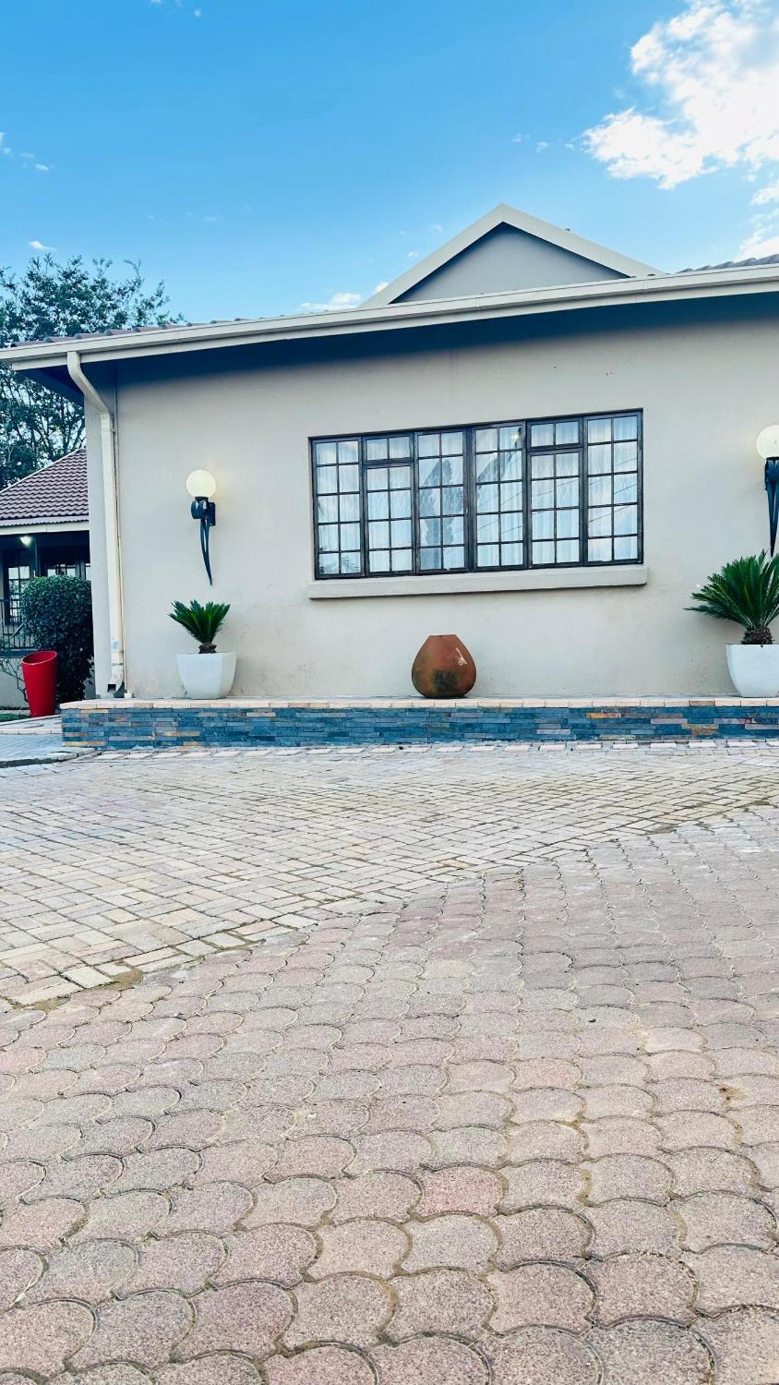 Sunrise Boutique Hotel Witbank Exterior photo