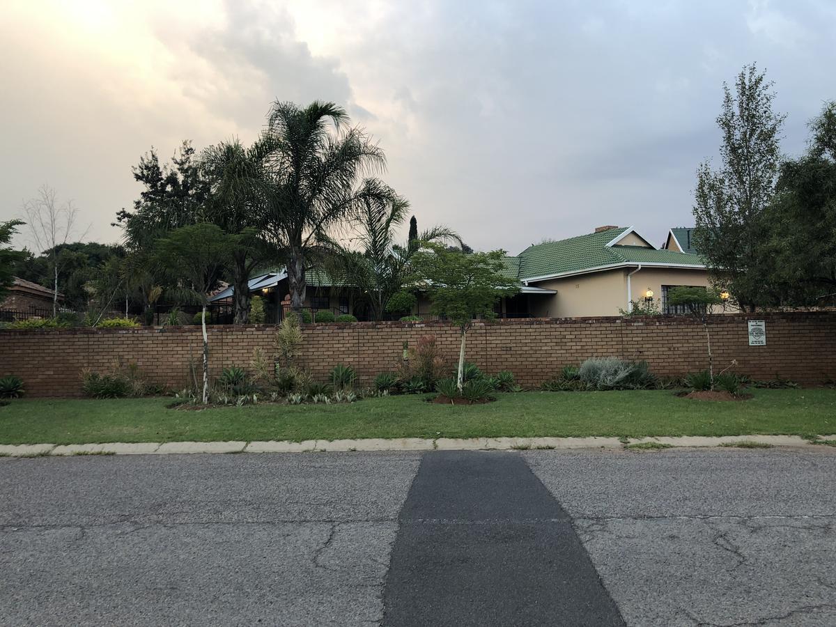 Sunrise Boutique Hotel Witbank Exterior photo