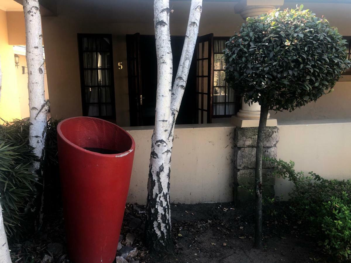 Sunrise Boutique Hotel Witbank Exterior photo